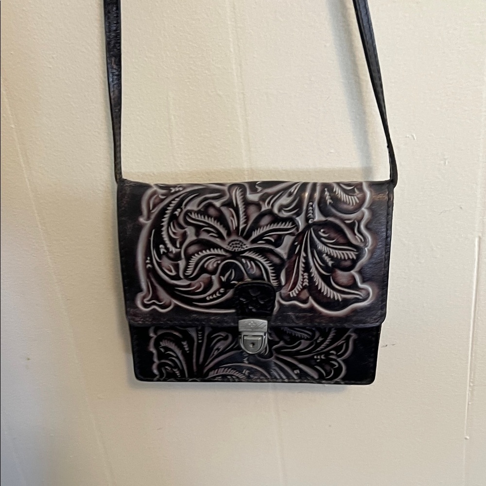 Patricia Nash Black and Blue Crossbody Bag - Picture 2 of 9